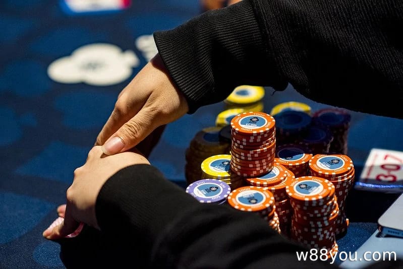 포커칩이란 무엇인가요?