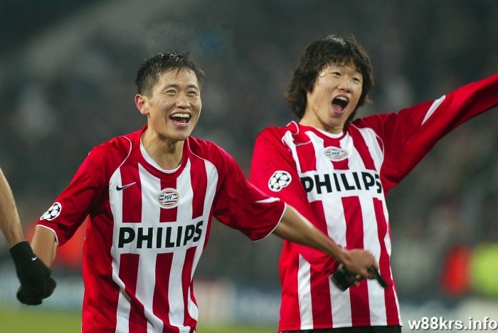 유럽 축구 정복: PSV 에인트호번과 함께한 큰 성공