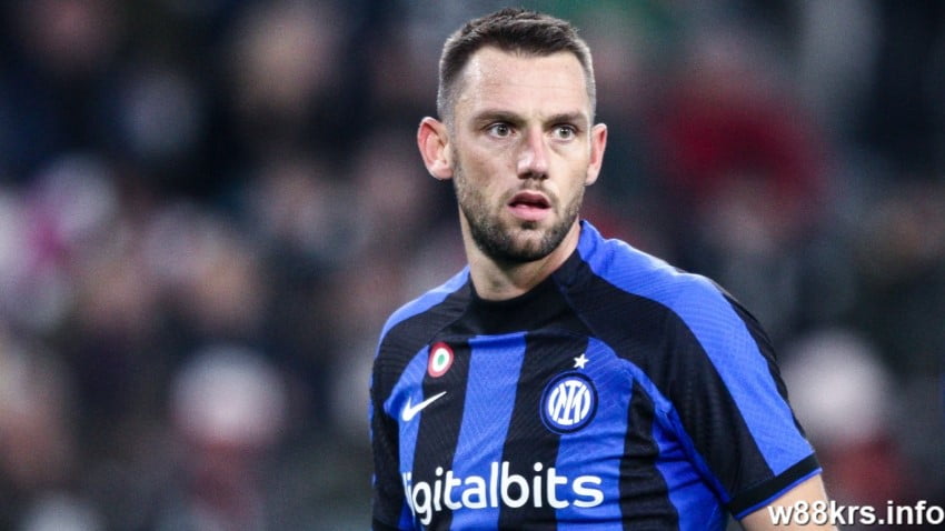 De Vrij (Inter Milan)