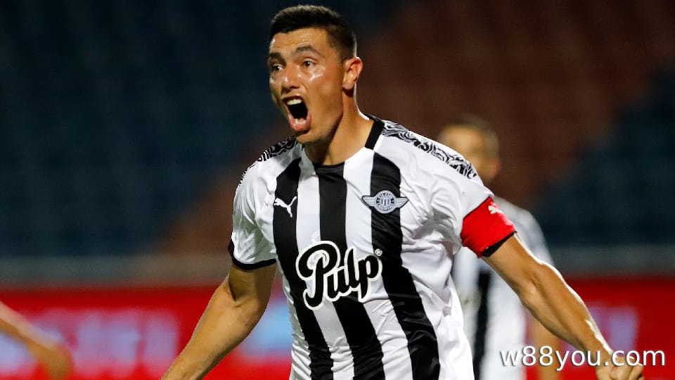 오스카르 카르도조(42세)