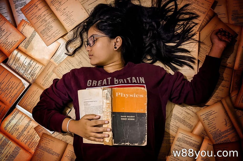 시험에 떨어지는 꿈을 꾸고 나서 재시험을 보겠다고 다짐하는 것