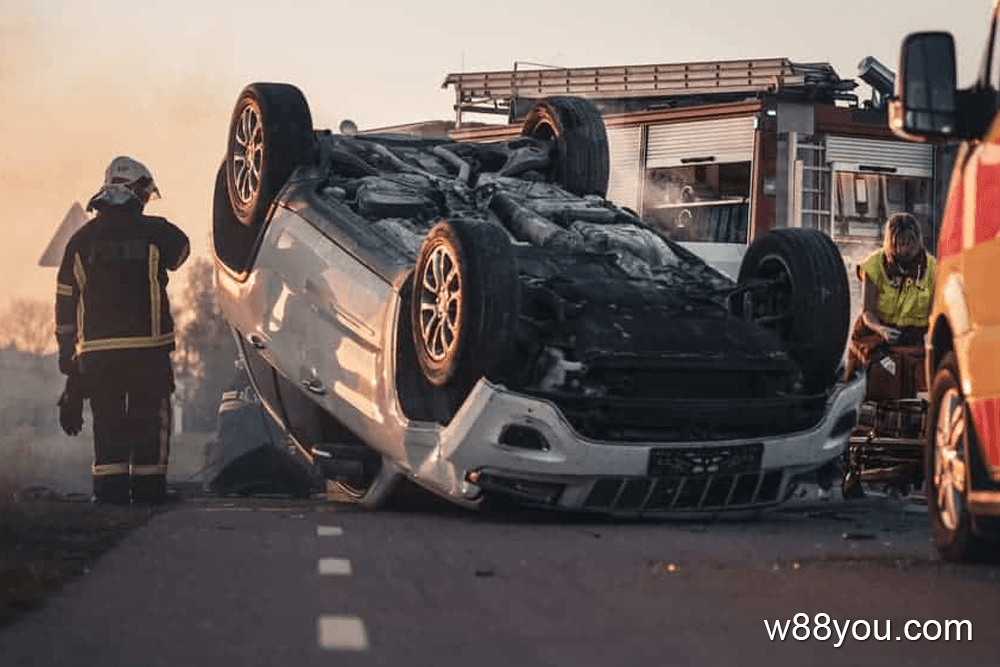 사망이나 중상을 초래하는 사고를 꿈꾸는 것