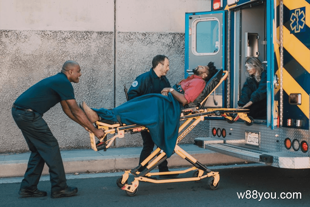 다른 사람의 사고를 목격하는 꿈