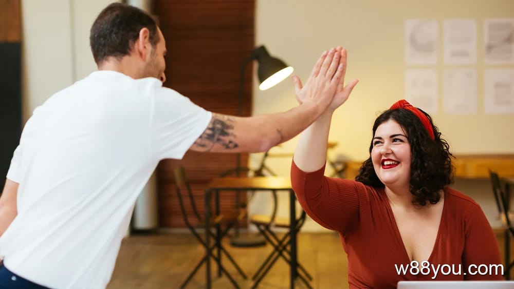 동료의 승진 꿈