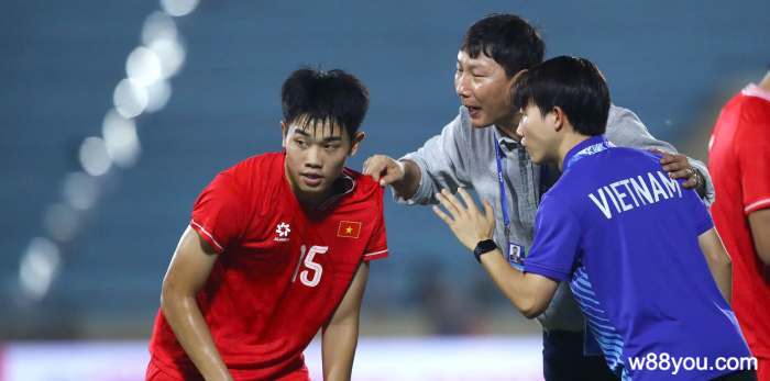 김상식 감독이 이끈 베트남 U-23 대표팀의 주요 우승 기록은 무엇인가요?
